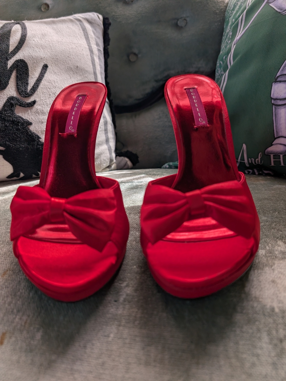 Bordello Red Bow Platform Slide Heels - Women Sz 8 Brand New